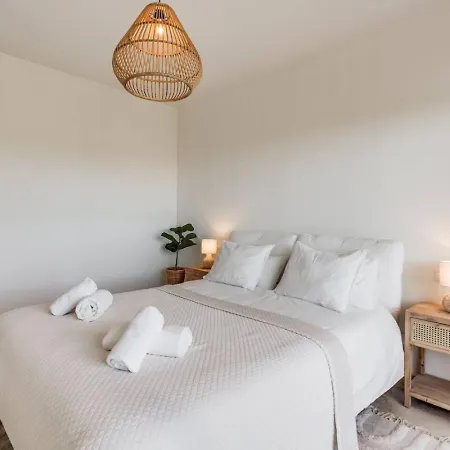 Apartment Beautiful Casita Near Lunymar Golf Course With Stunning Views *