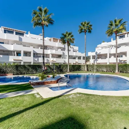 Apartment Beautiful Casita Near Lunymar Golf Course With Stunning Views Estepona