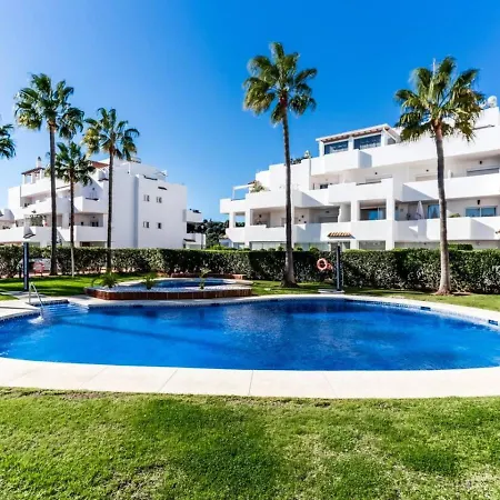 Apartment Beautiful Casita Near Lunymar Golf Course With Stunning Views Estepona